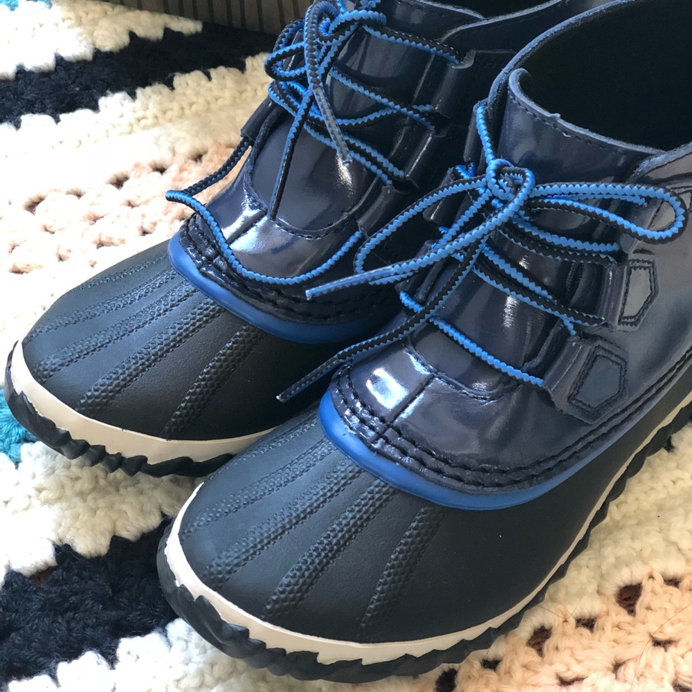 Sorel Out N About Waterproof Leather Rain Boot - Picture 4 of 8